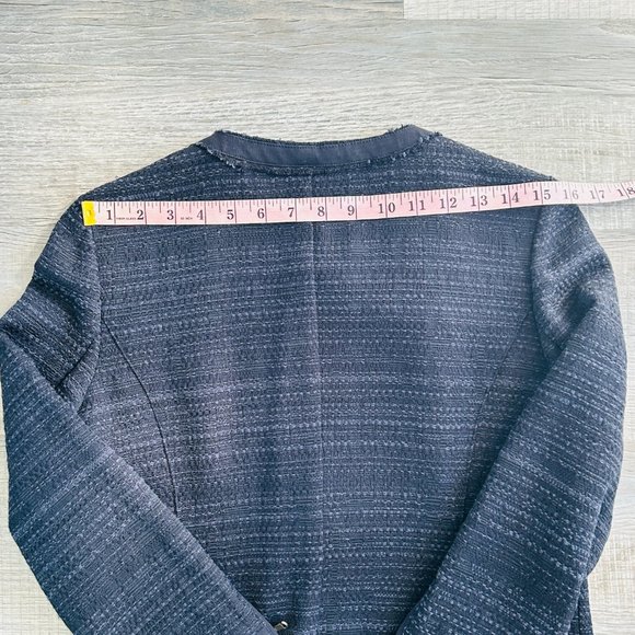 ecru Structured Embroidered Cotton Tweed Jacket (size M) - Picture 13 of 13